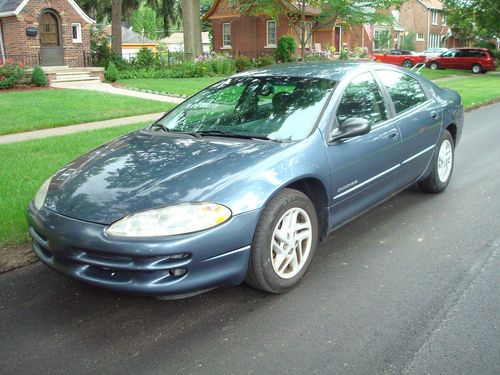 2000 dodge intrepid es sedan 4-door 2.7l