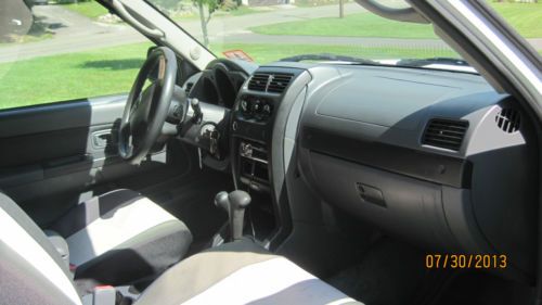 Purchase used 2004 Nissan Frontier XE 3.3 L pickup truck ... Purchase used 2004 Nissan Frontier XE 3.3 L pickup truck ...