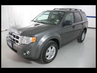 12 ford escape 4x4 xlt, leather, sunroof, sync, sirrius, ambiant lighting!