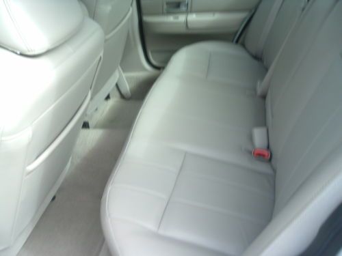 2009 mercury grand marquis ls sedan 4-door 4.6l ultimate edition