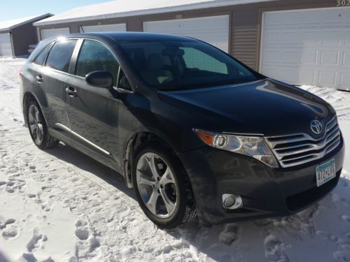 2010 toyota venza awd