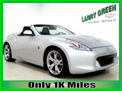 Low miles! silver convertible roadster 3.7l v6 automatic navigation alloy wheels