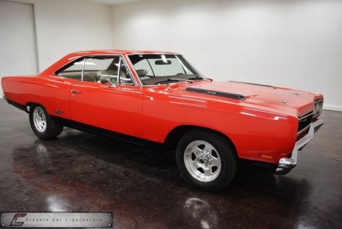 1969 plymouth gtx 440 cool car check it out!