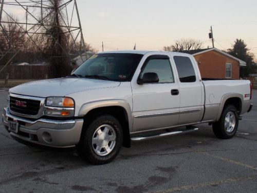 2005 gmc sierra z71 ext.cab 4dr. 4x4, loaded, super clean, well maintained,sharp
