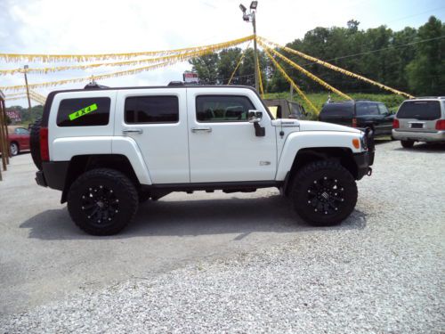 2007 Hummer H3 4X4 Low, Low Miles! Clean & Sharp!, image 4