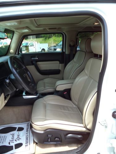 2007 Hummer H3 4X4 Low, Low Miles! Clean & Sharp!, image 10