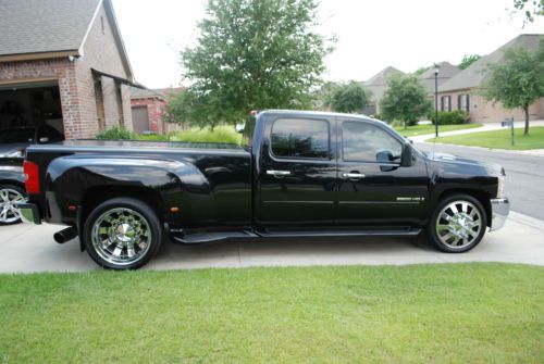 2008 chevrolet silverado 3500 hd ltz crew cab pickup 4-door 6.6l