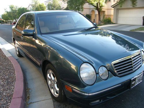 2002 mercedes-benz e320 in great condition