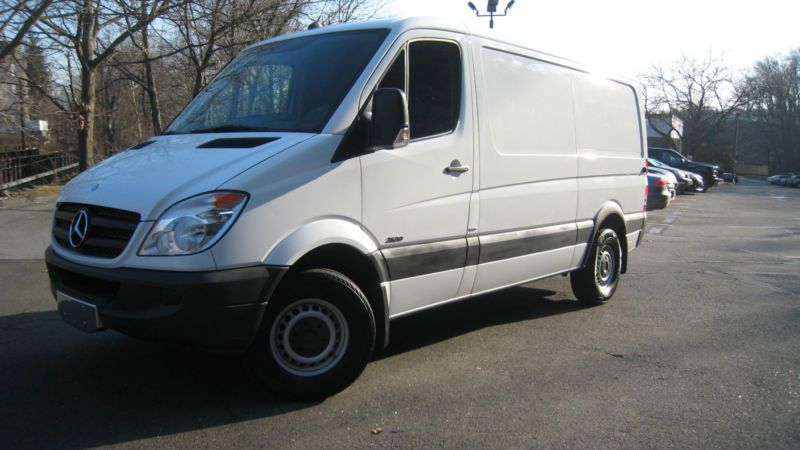 2012 mercedes-benz sprinter 2500 144wb cargo