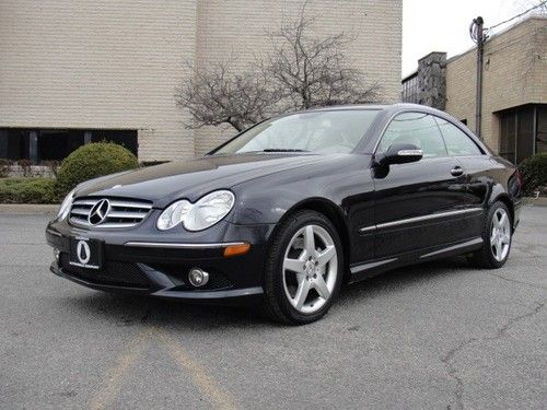 Beautiful 2009 mercedes-benz clk350, loaded with options, serviced