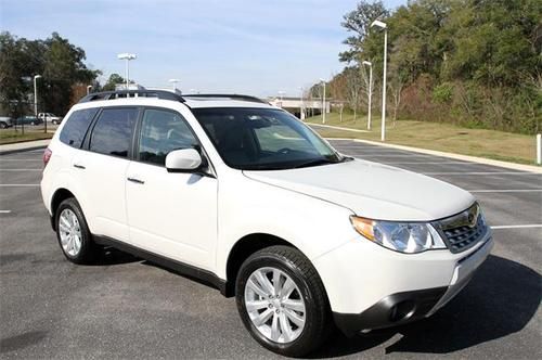 New 2013 subaru forester 2.5x limited white leather *clearance priced*