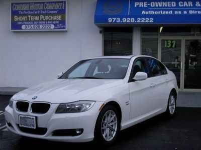 I xdrive w/s 3.0l cd air conditioning awd moonroof climate control heated seats