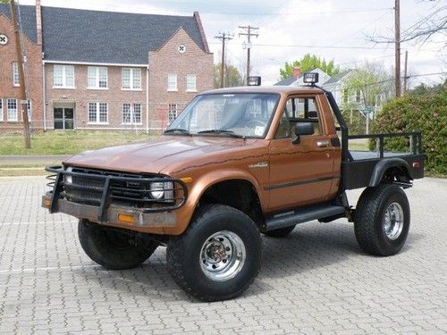 Buy Used 81 Toyota Pick Up Lifted Custom Flat Bed 4x4 In Marshall