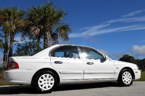 Florida 1 owner~autocheck certified~chrome~fully loaded special~new tires~camry~