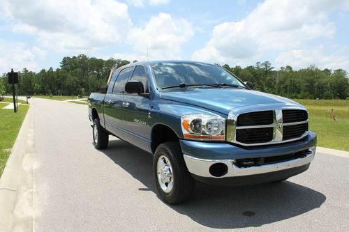 2006 dodge ram 2500, megacab, cummins, 4wd, airbags, low mileage, cd, tow pkg.