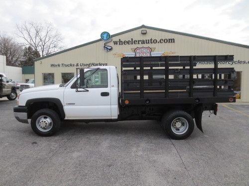 2005 chevrolet k3500 regular cab 4wd 8ft flatbed truck