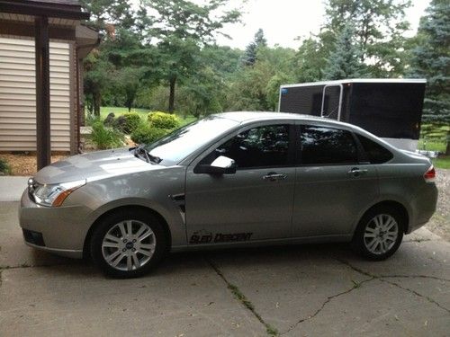 2008 ford focus se remote start, tinted windows, chrome package, low miles