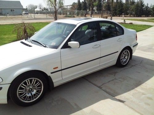 Buy Used Bmw 3 Series 2000 Bmw 323i White On Black Leather 4