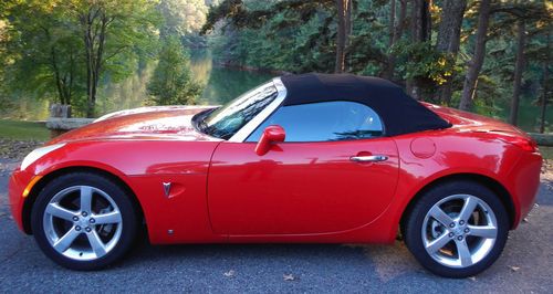 No reserve! sporty convertible rare southern no rust! convertible *saturn sky