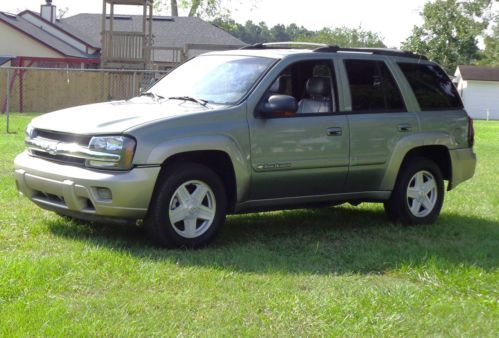 2003 chevrolet trailblazer ltz --sunroof--leather--repo--no reserve--no reserve