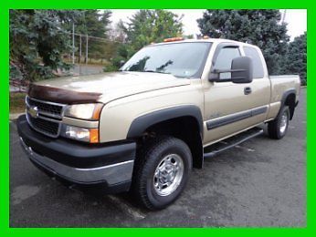 2006 chevy 2500hd 4x4 extended cab clean carfax v-8 auto runs great no reserve