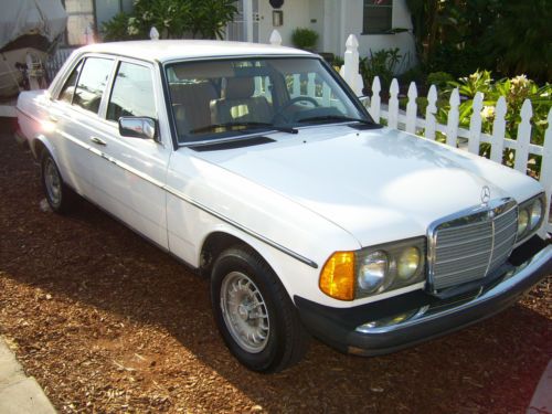 1983 mercedes-benz 300td turbo diesel