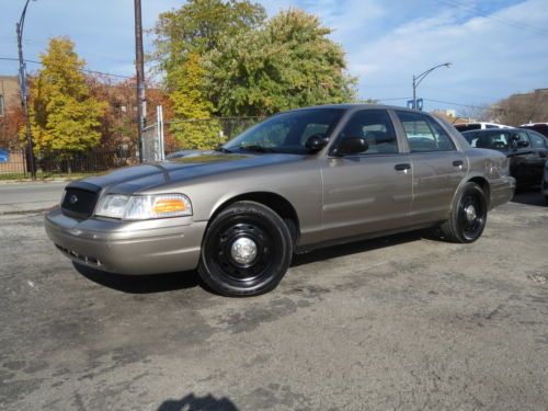 Gold p71 ex police 115k county hwy miles cloth seats carpet well maintained nice