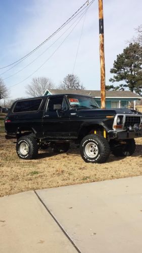 1978 ford bronco 4x4 automatic lifted on 35&#034; tires