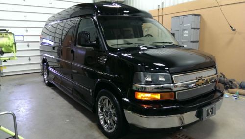 2011 CHEVY EXPRESS CONVERSION VAN 9 PASS.  LOW MILES!, image 21