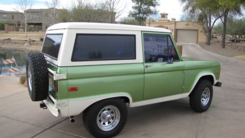 1973 first gen(small body) ford bronco 4x4, 2door with full body top