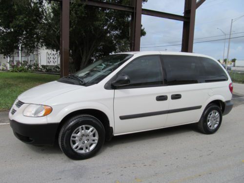 2005 economical 4 cylinder se model * accident free florida exclusive ... enjoy!