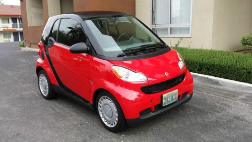 Smart car 2009 fortwo pure - low miles - cutie must see! great mpg! no reserve!