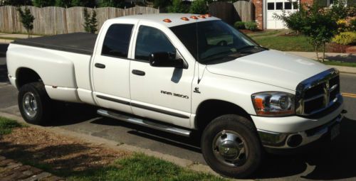 2006  dodge ram 3500 slt quad cab pickup truck with dualies