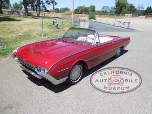 Nice driver quality 1961 ford thunderbird convertible