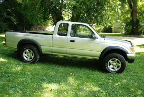 2001 toyota tacoma xtra cab 4wd ... with rusted frame