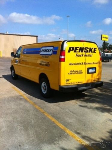 Penske Used Trucks - unit # 598510 - 2010 GMC Savana 3500, image 4