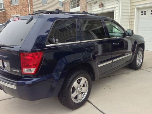 2005 jeep grand cherokee limited sport utility 4-door 4.7l, one owner.