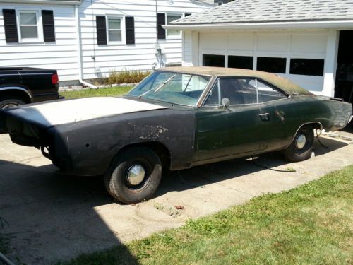 1968 dodge charger matching numbers 383, 727 automatic.