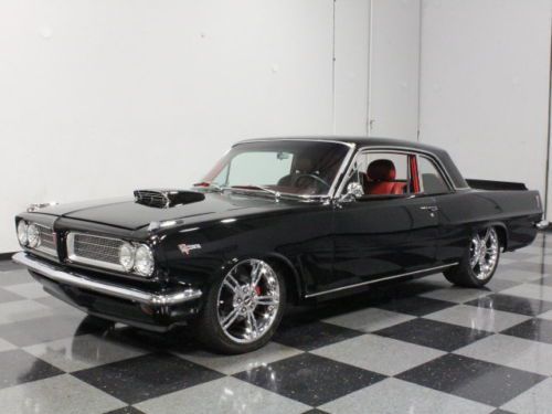 One of a kind restomod, classic body w/a modern frame, powertrain &amp; interior!!