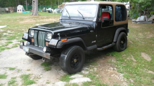 1995 jeep wrangler 4cyl, 4 wd great running