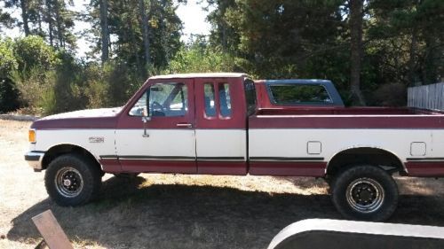1990 ford f-250, extra cab, burgundy and white, runs good