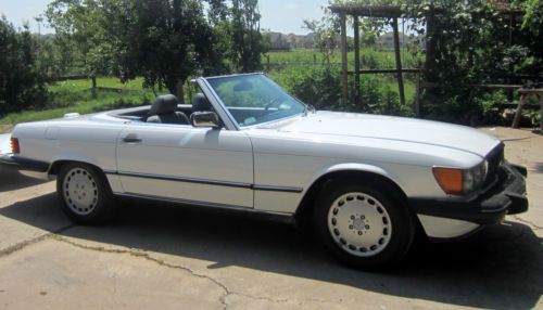 1987 mercedes benz 560sl convertible with hard top- low miles