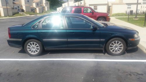 Clean volvo s80 for sale, basically one owner.