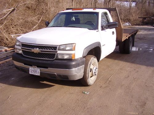 2005 chevy 3500 flatbed