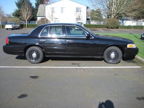 2004 ford crown victoria police interceptor sedan 4-door 4.6l