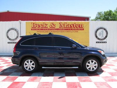 2wd suv 2.4l leather sunroof (4) cargo area tie-down anchors 5 passenger seating