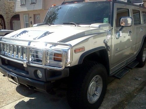 2003 h2 hummer w/ 6.0l v8 engine 135k miles very good condition