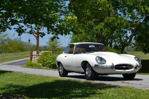Must sell 1966 jaguar e-type xke fhc coupe 4.2l 6-cyl series 1 stunner