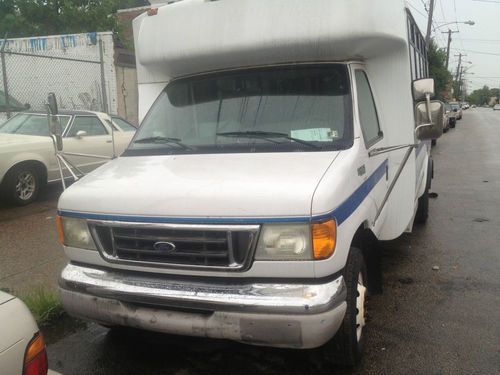 Ford Passenger Van For Sale >> Purchase used 2003 Ford E-450 Super Duty Custom Cutaway ... Ford Passenger Van For Sale >> Purchase used 2003 Ford E-450 Super Duty Custom Cutaway ...