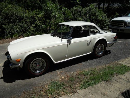 1975 triumph tr6 with overdrive and hardtop